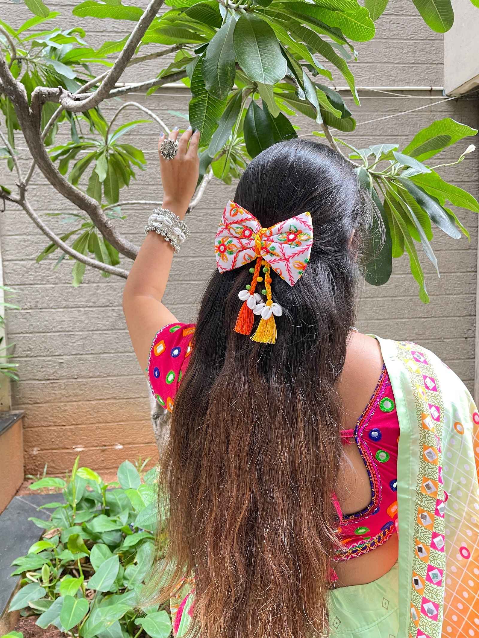Miragge Satrangi Navratri Bow – Hair Accessory