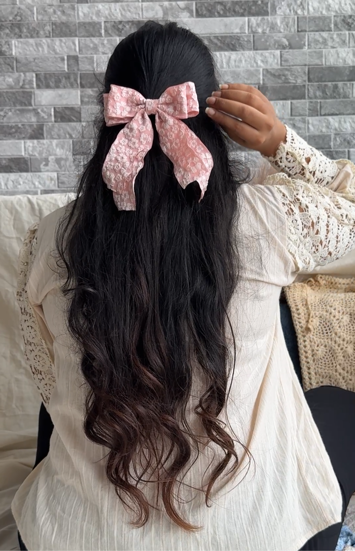 Peach Daisy Lace Bow