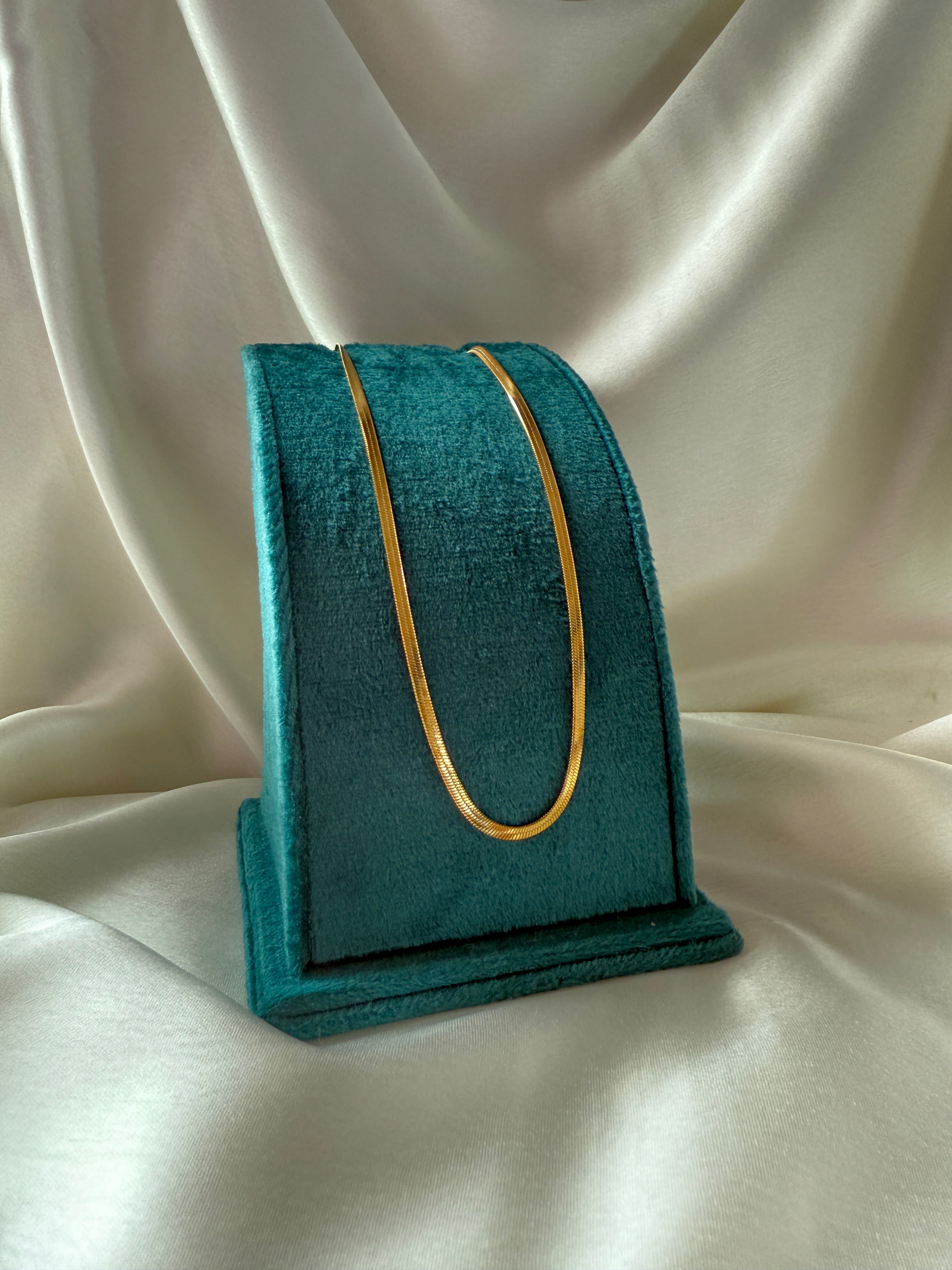 Plain Snake Neckchain