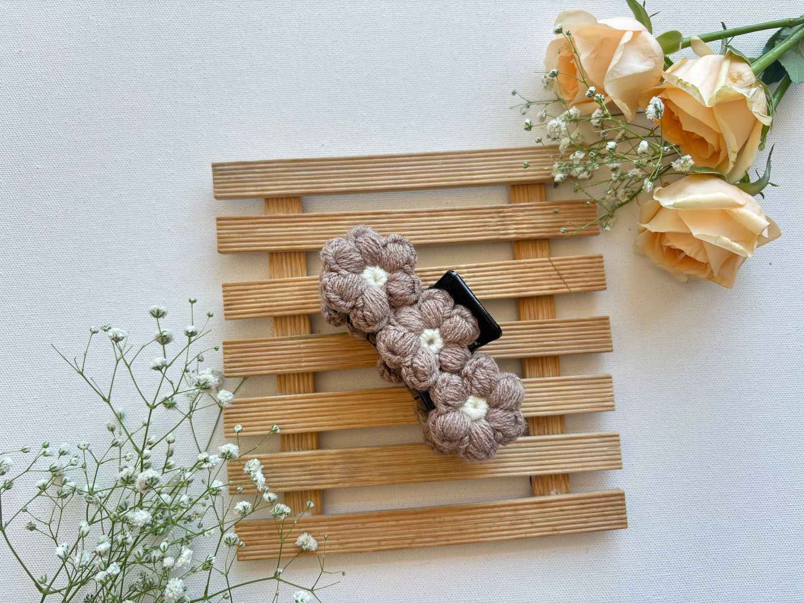 Miragge Brown Crochet Claw Clip – Hair Accessory