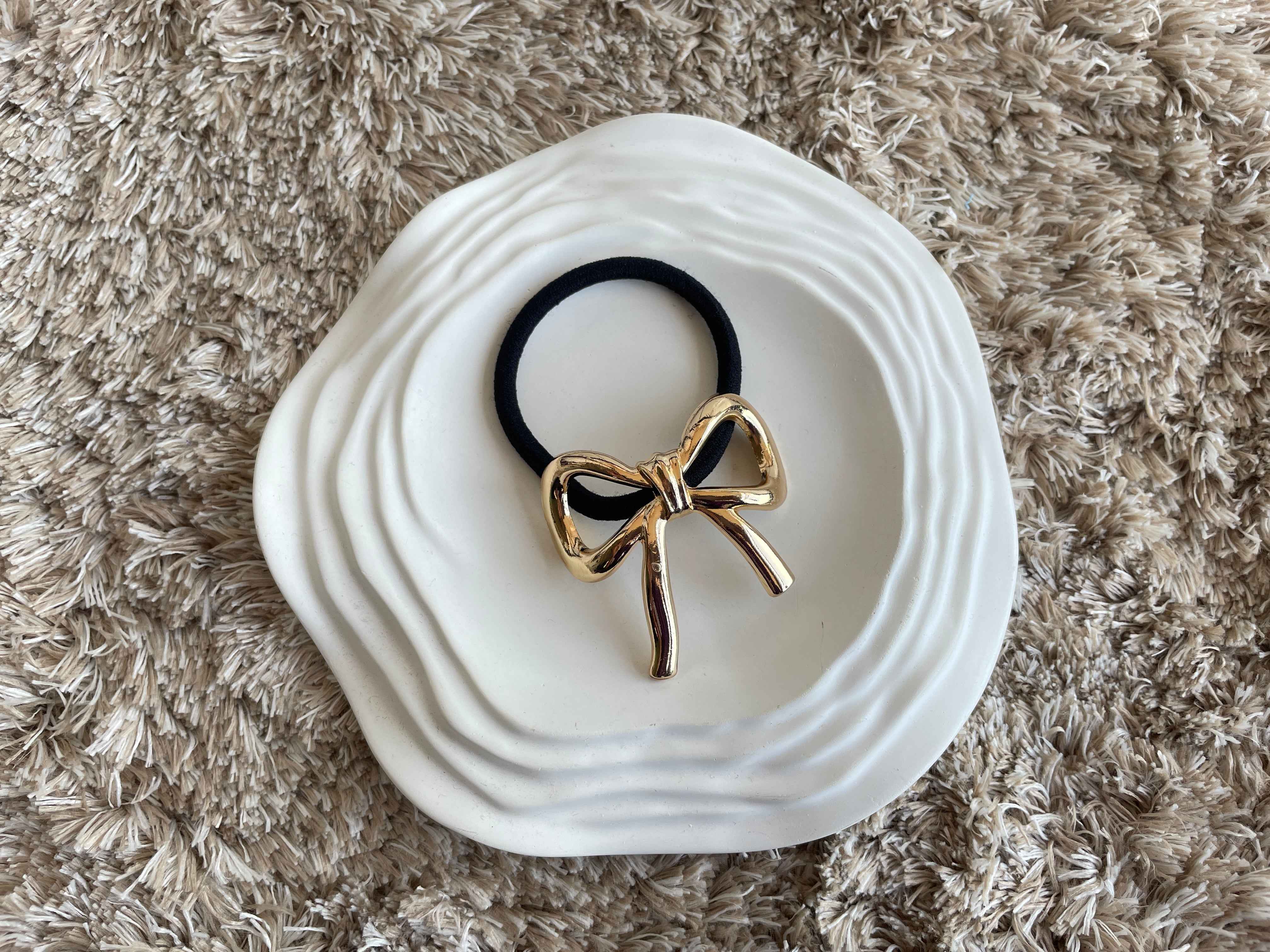 Miragge Coquette Bow Hair Cuff - Gold – Hair Accessory