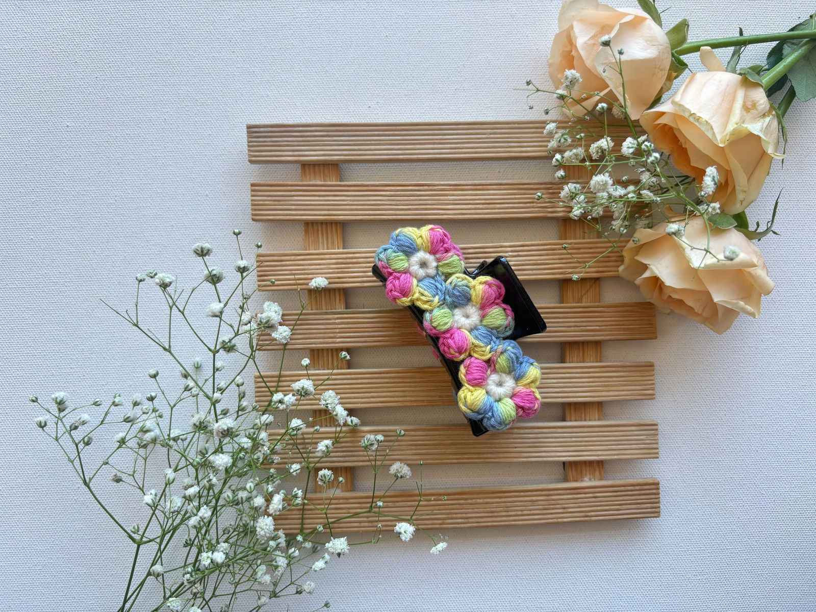 Miragge Multicolour Crochet Claw Clip – Hair Accessory