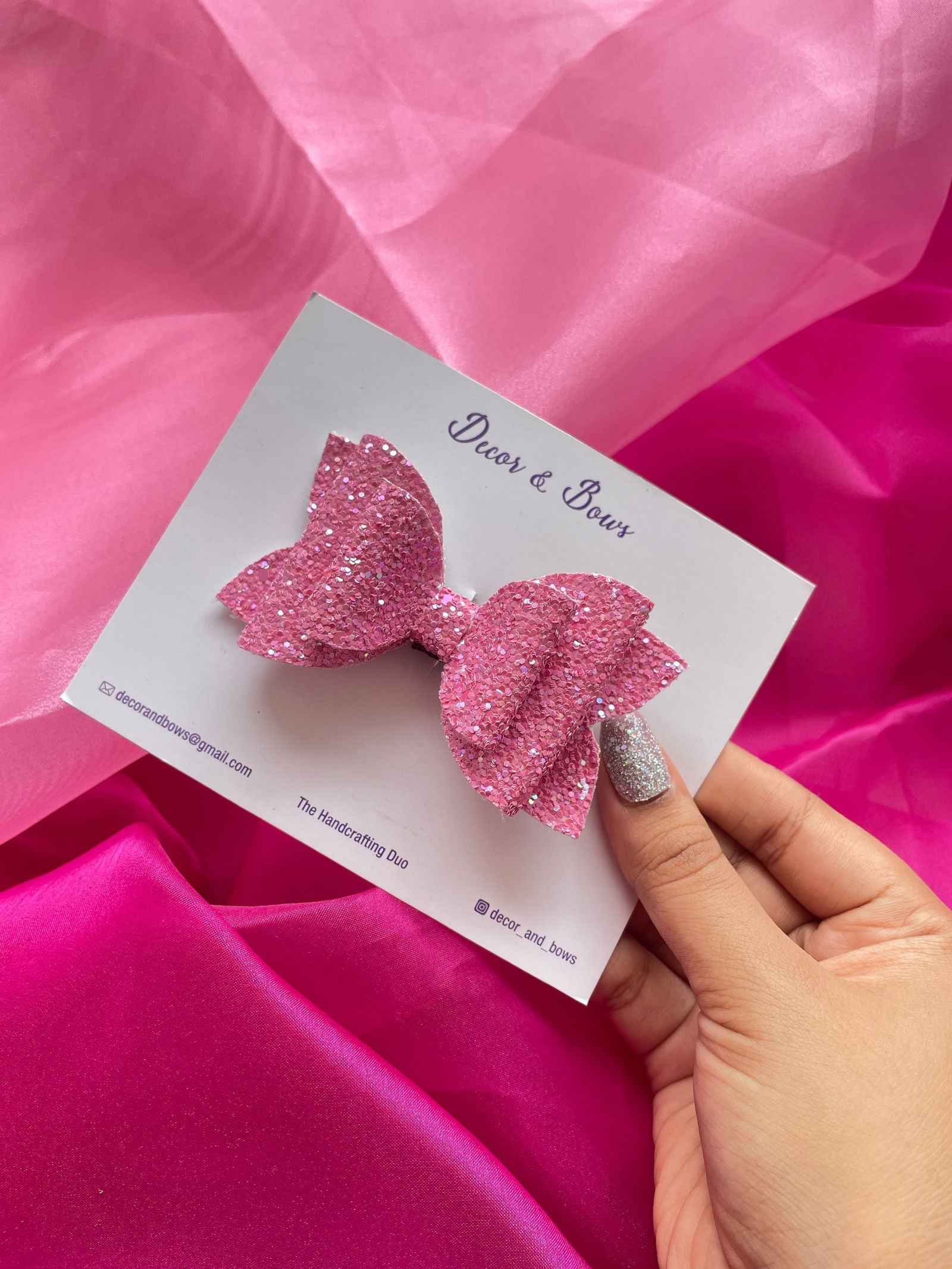 Miragge Pink Glitter Bow – Hair Accessory