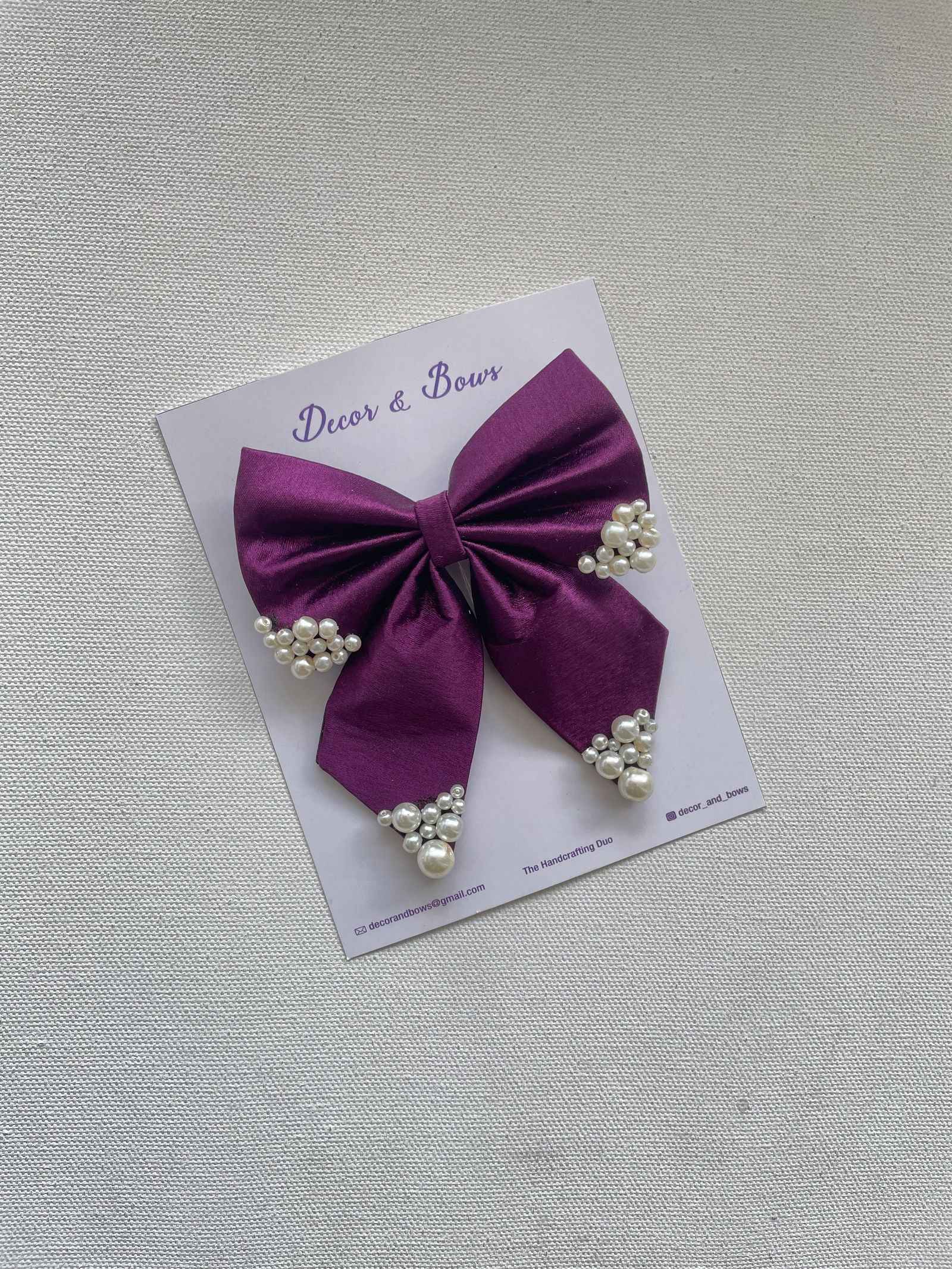 Miragge Plum Pearl Bow – Hair Accessory